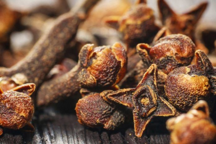 6 Ways To Use Cloves For Toothache For A Faster Pain Relief