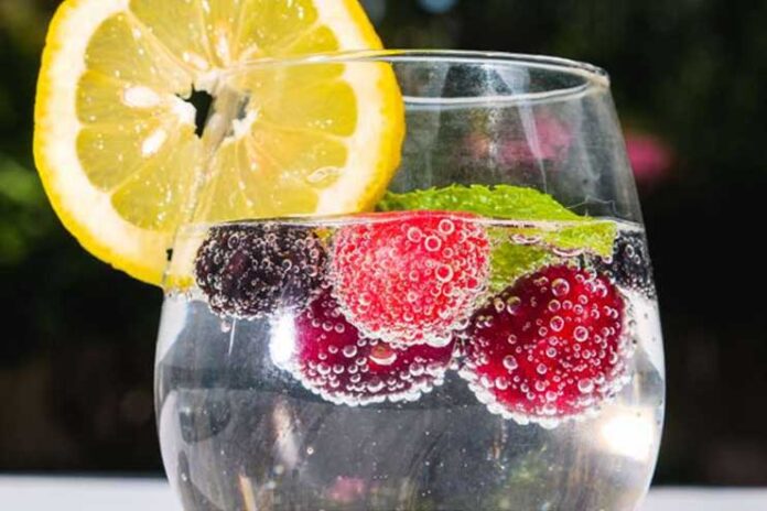 Health Benefits of Sparkling Water